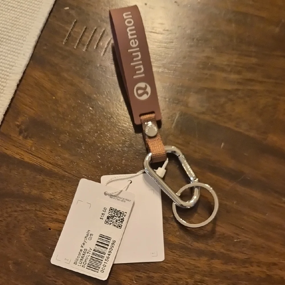 Lululemon Keychain with Silver Carabiner - Picture 1 of 7